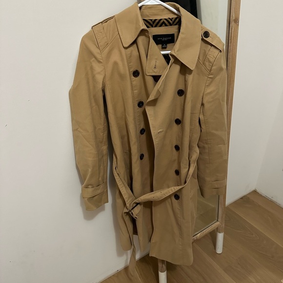 Ann Taylor Classic Tan Trench Coat - Picture 2 of 5